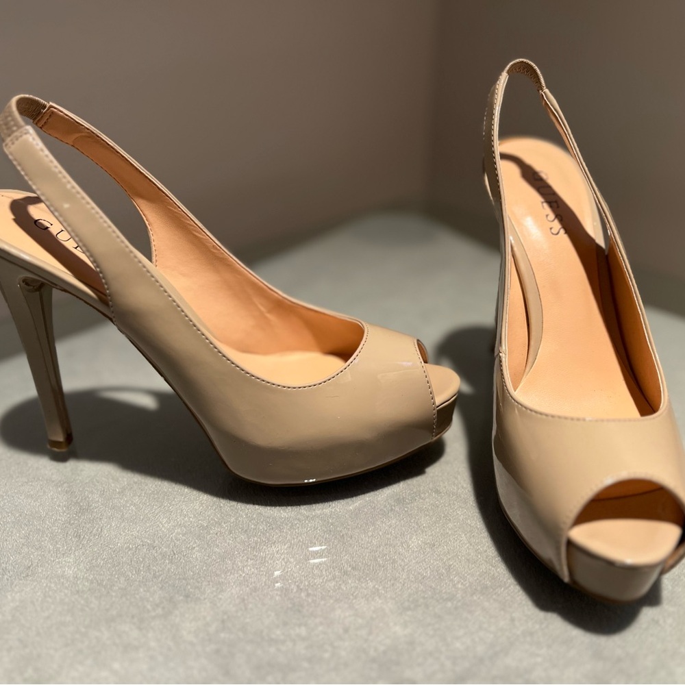 Guess Aero4 High Heels